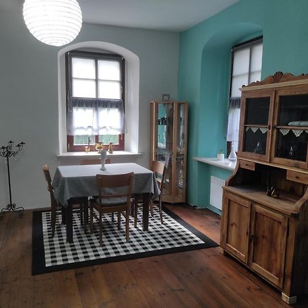 Schoene Gemuetliche Ferienwohnung Am Saaleradweg Grosseutersdorf Экстерьер фото