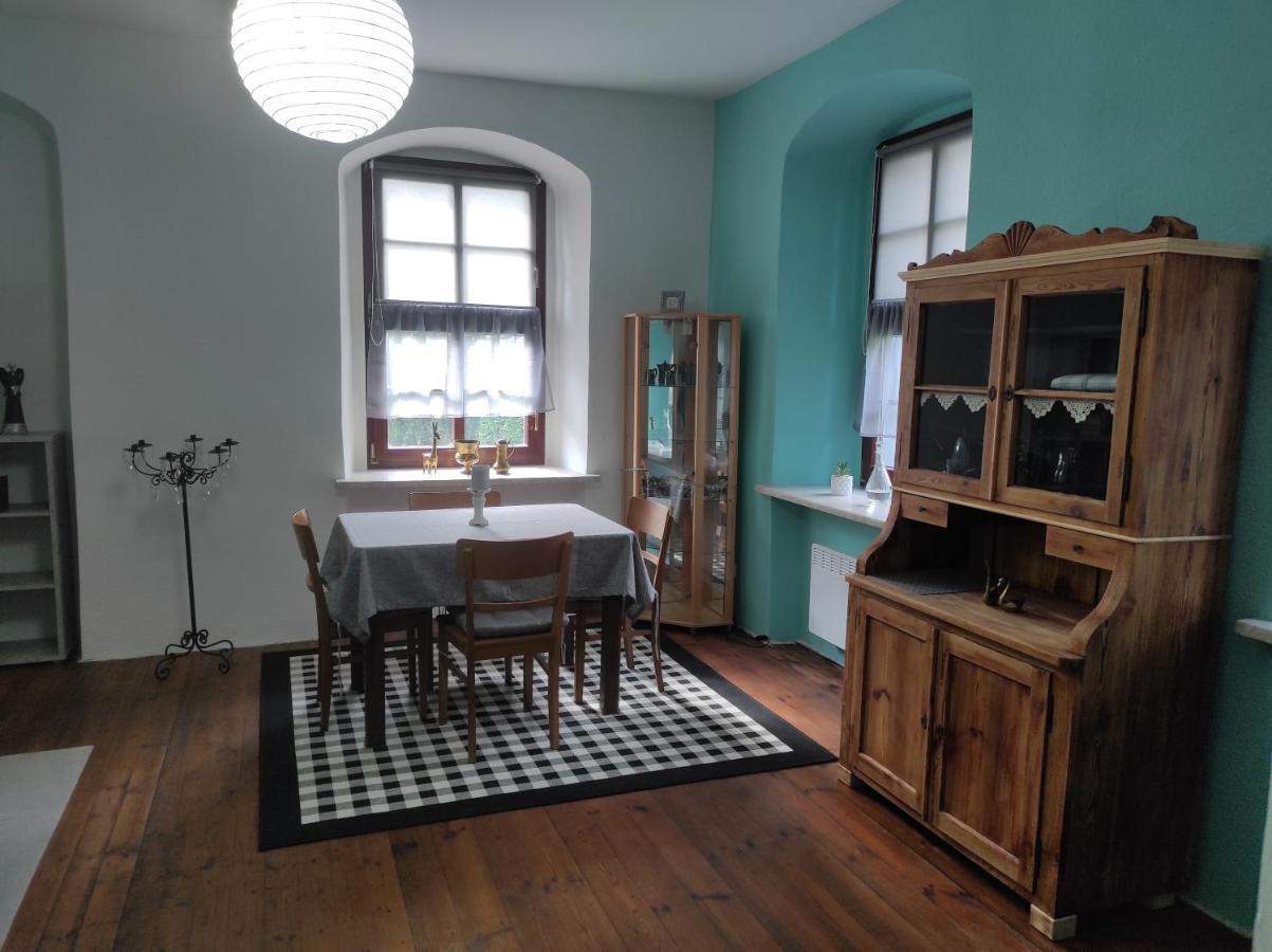 Schoene Gemuetliche Ferienwohnung Am Saaleradweg Grosseutersdorf Экстерьер фото