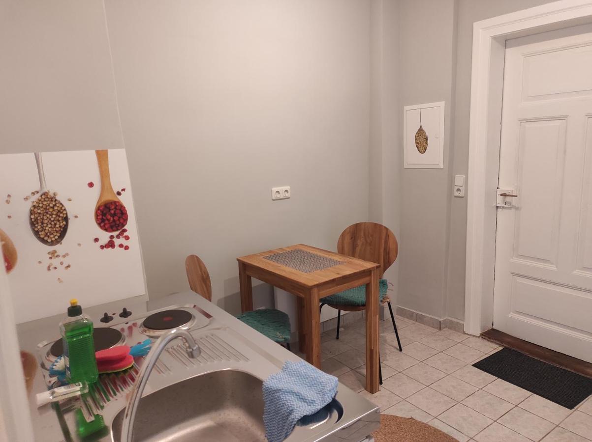 Schoene Gemuetliche Ferienwohnung Am Saaleradweg Grosseutersdorf Экстерьер фото